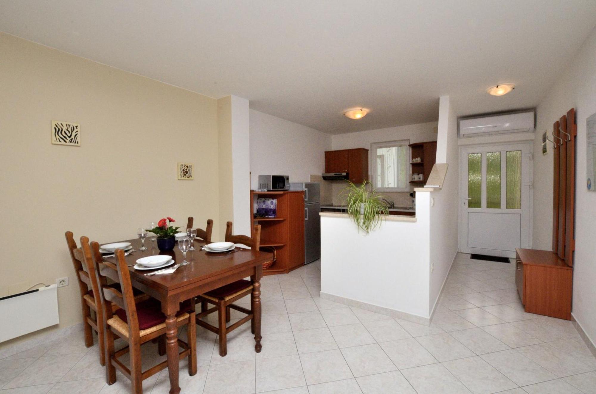 Apartments Marijana Icici Luaran gambar